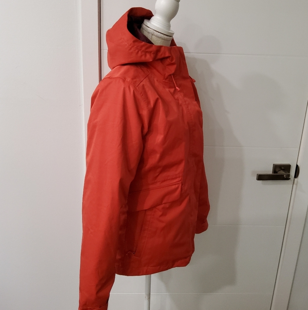 The North Face Red Monarch Triclimate Hooded Jacket Size SP - Picture 6 of 13